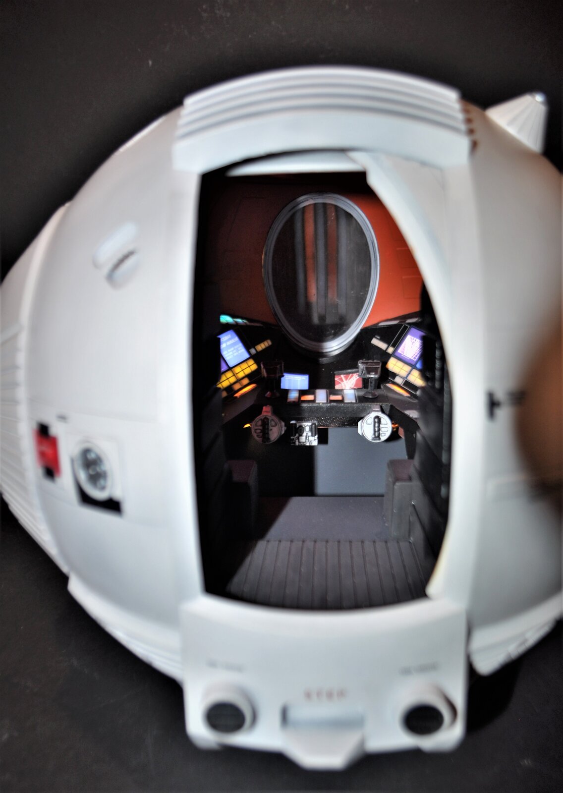RJK 2001 EVA Pod (8).JPG