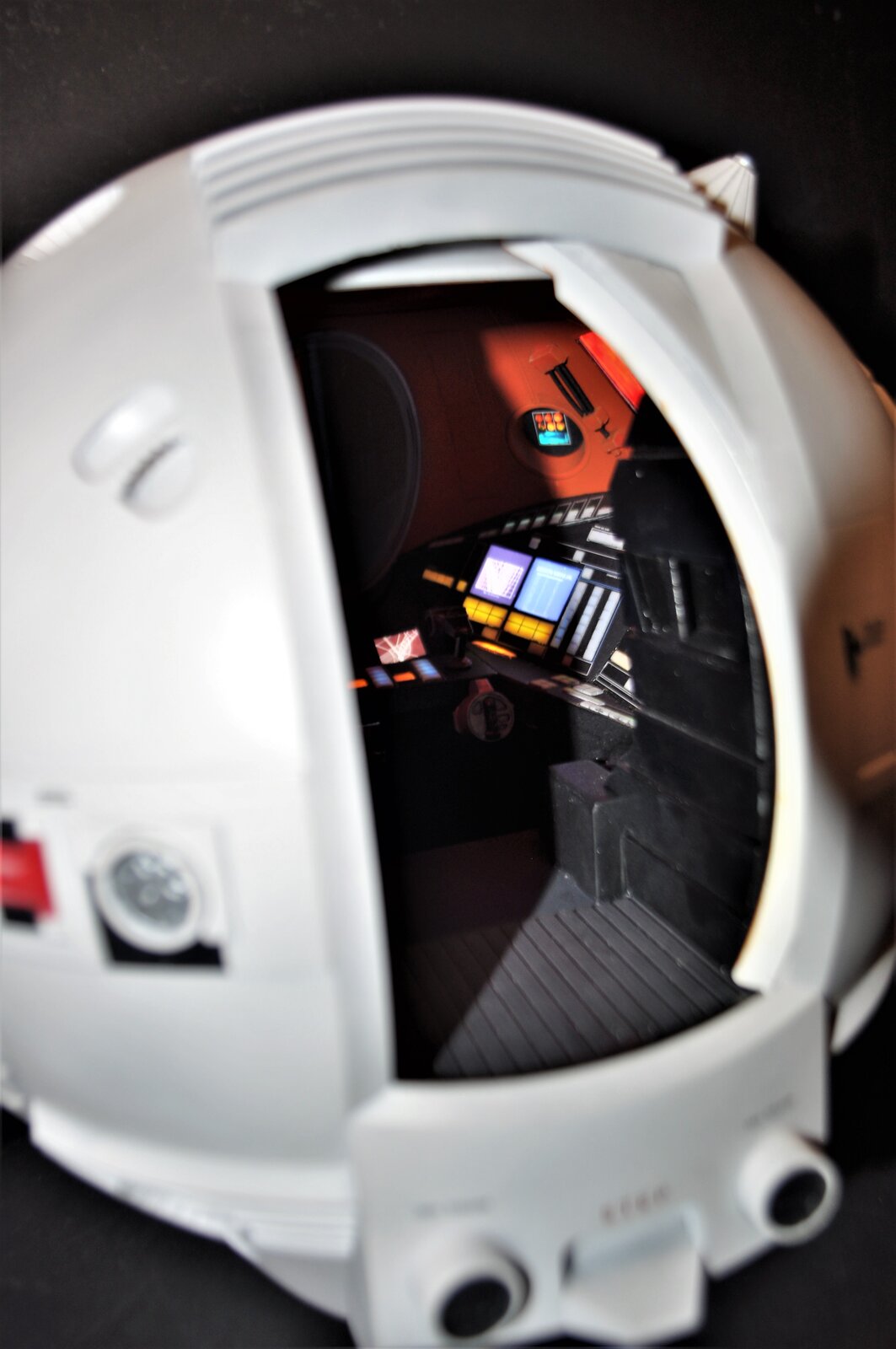 RJK 2001 EVA Pod (10).JPG
