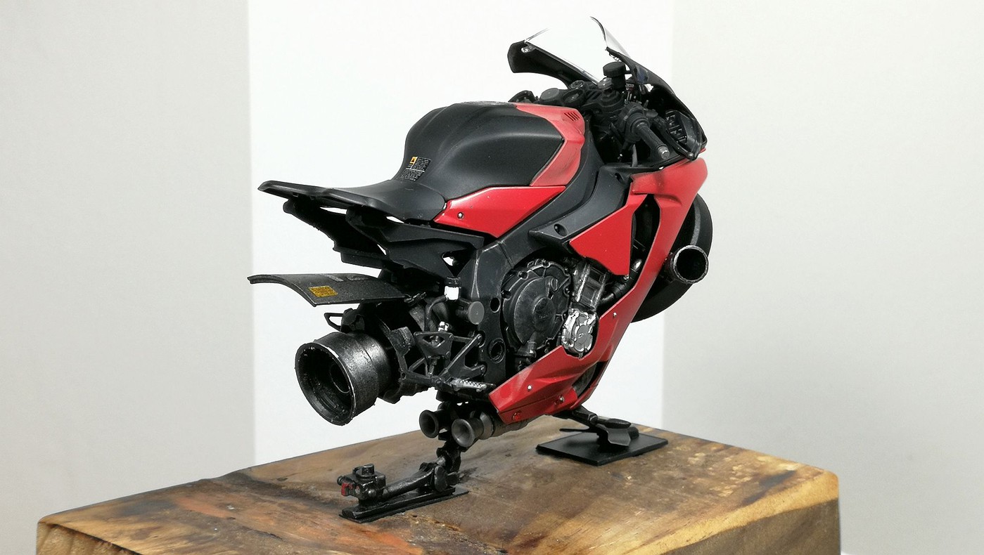 red_lighting_hover_bike3-vi.jpg