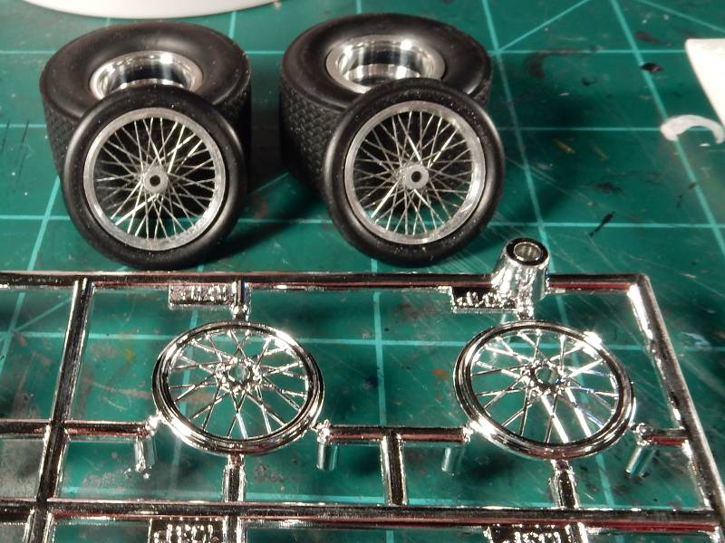 Testors Modelling Tools 1/24 Testors Ultra Detail T Bucket--Completed | Scale Model Addict ...