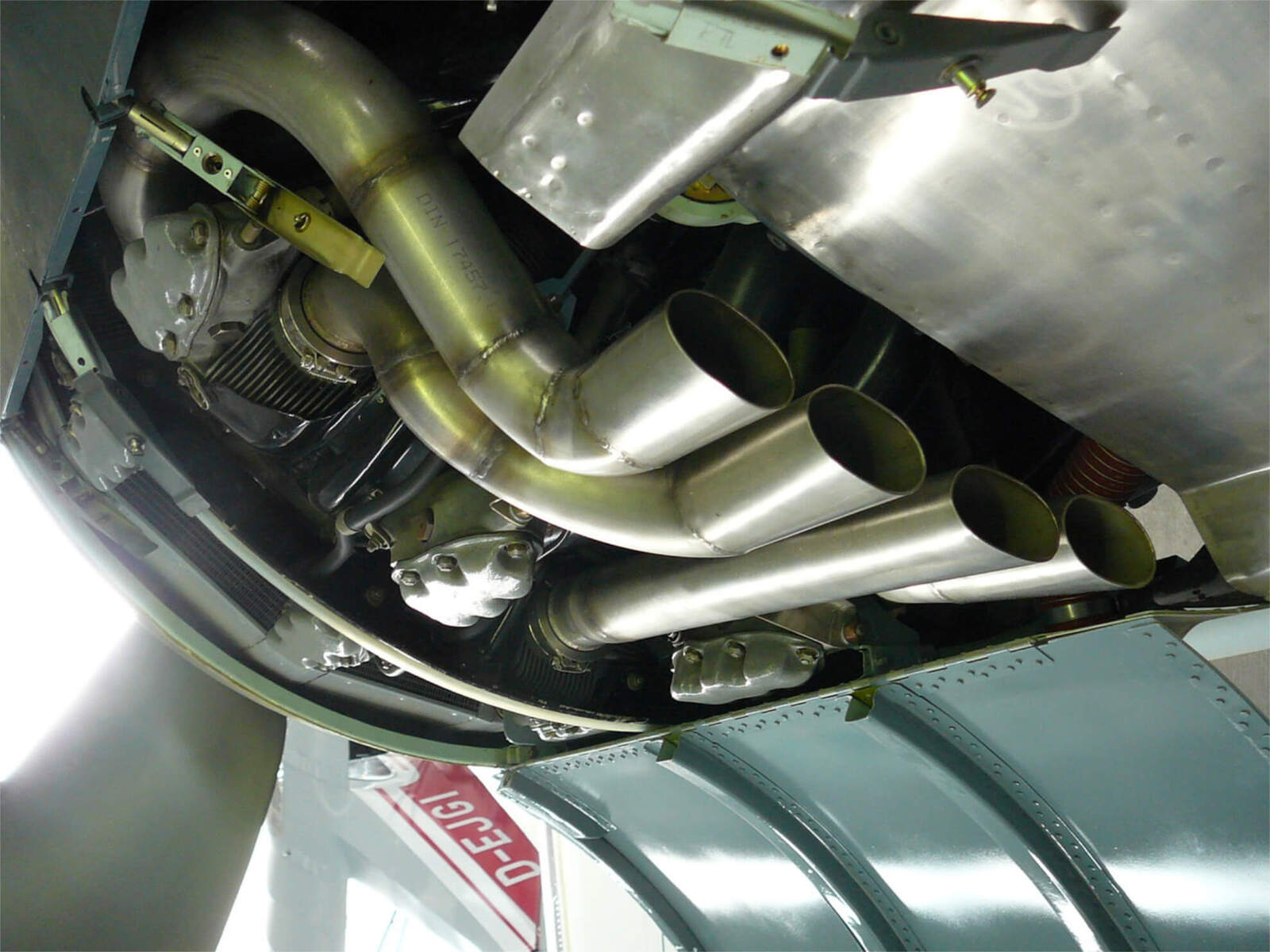 FW190-Engine.jpg