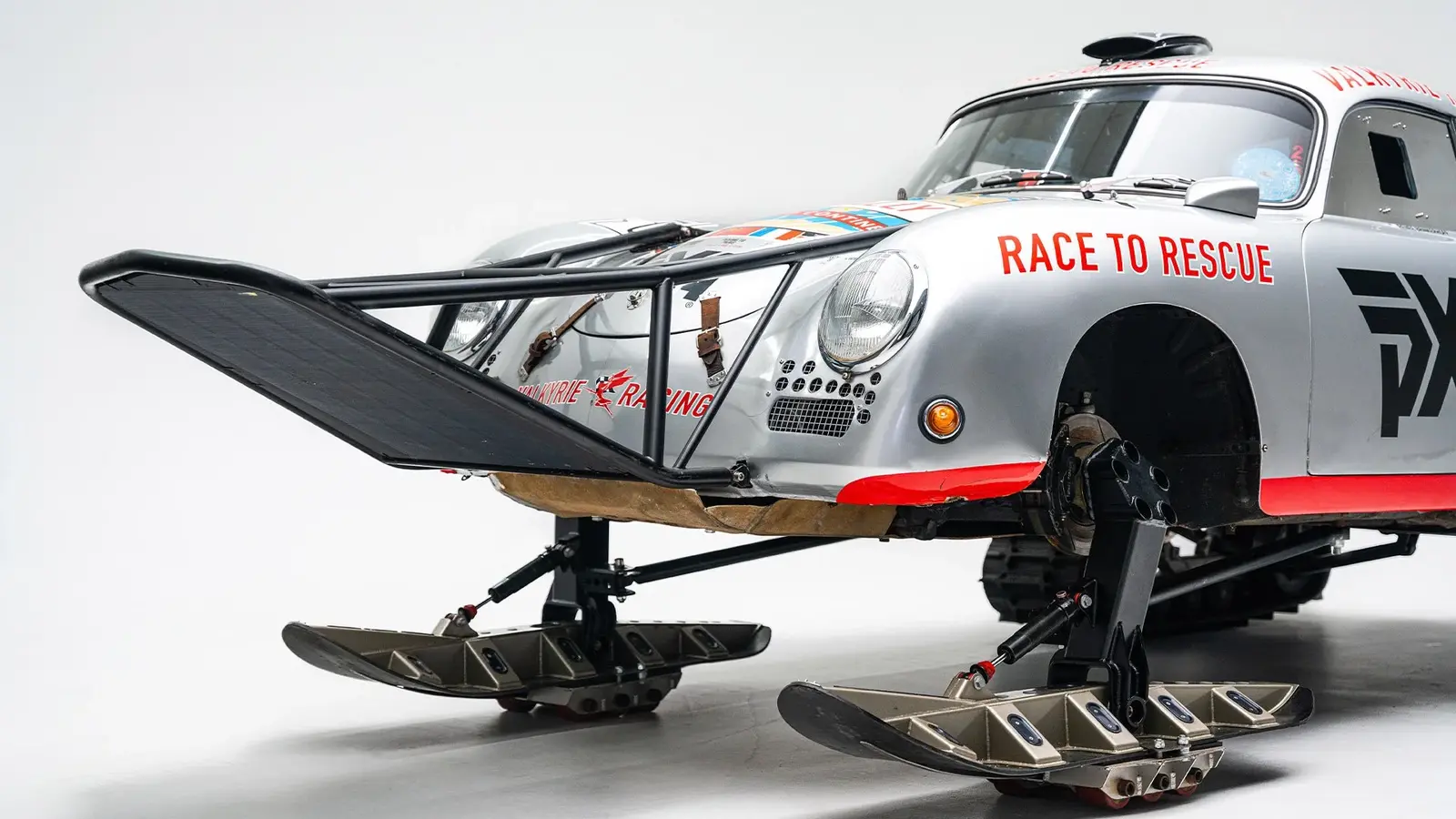 1956-Porsche-356A-Valkyrie-Racing-32.webp