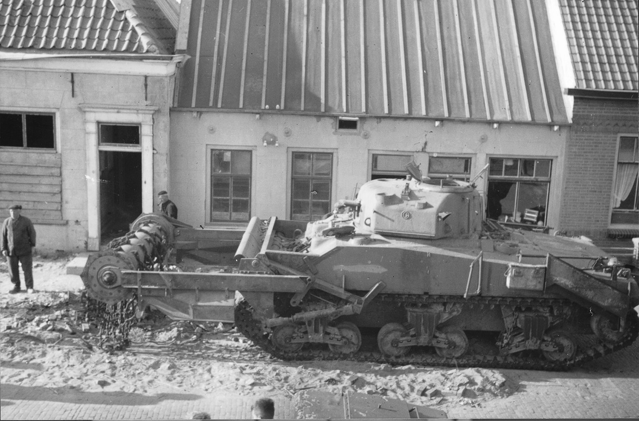 Crab T148656 in front of A174.jpeg