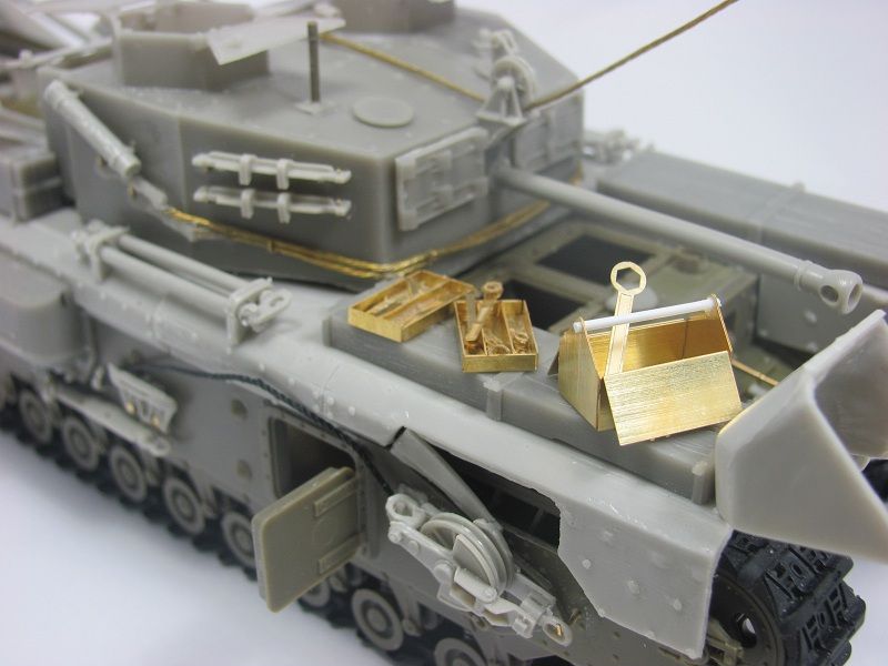 35051ChurchillARVII5.jpg