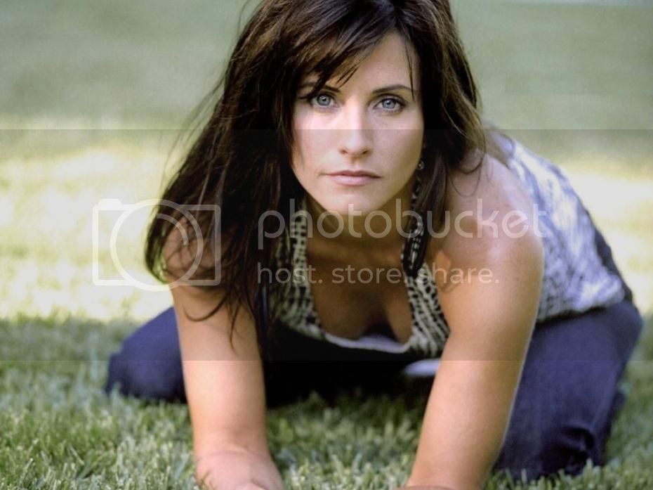 la-reine-des-cougars_zpseaec6fb5.jpg