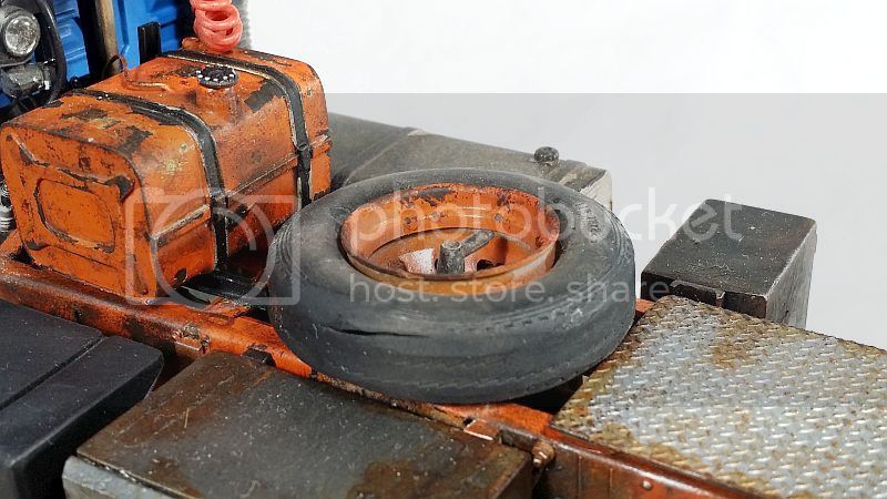 tractor_143H8_zpslzyikbu3.jpg