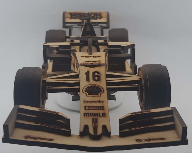 Ferrari4 compr.JPG