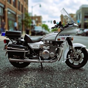 KawasakiKZ1000Post.JPG